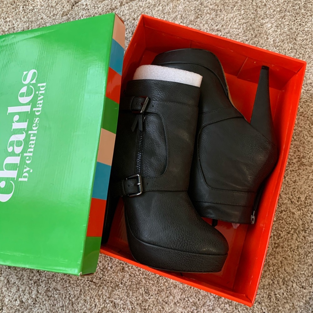 NIB - Charles David Birgit Booties - Picture 7 of 9